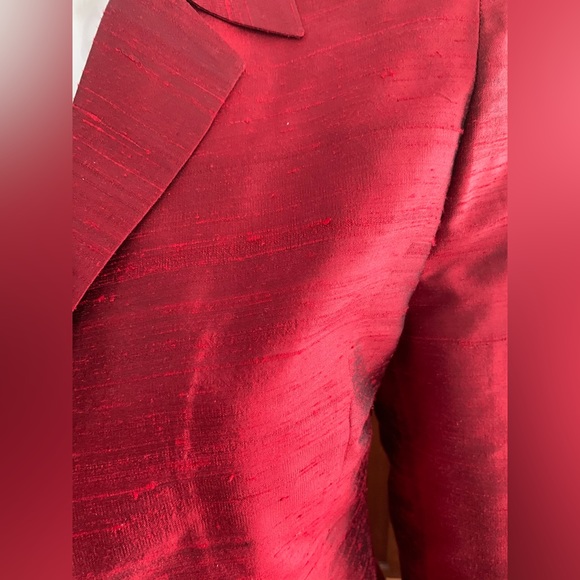 Gorgeous burgundy like dark red shiny 100% silk blazer 3/4 sleeves pocket caps 8 - Picture 8 of 10
